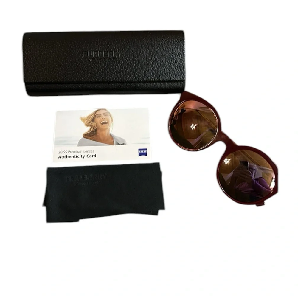 Burberry Polarized Sunglasses Zeiss Lenses & Burberry Case & Lens Cloth